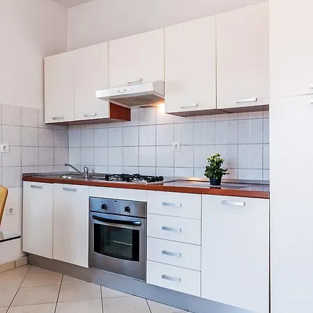 Apartment Andrej *